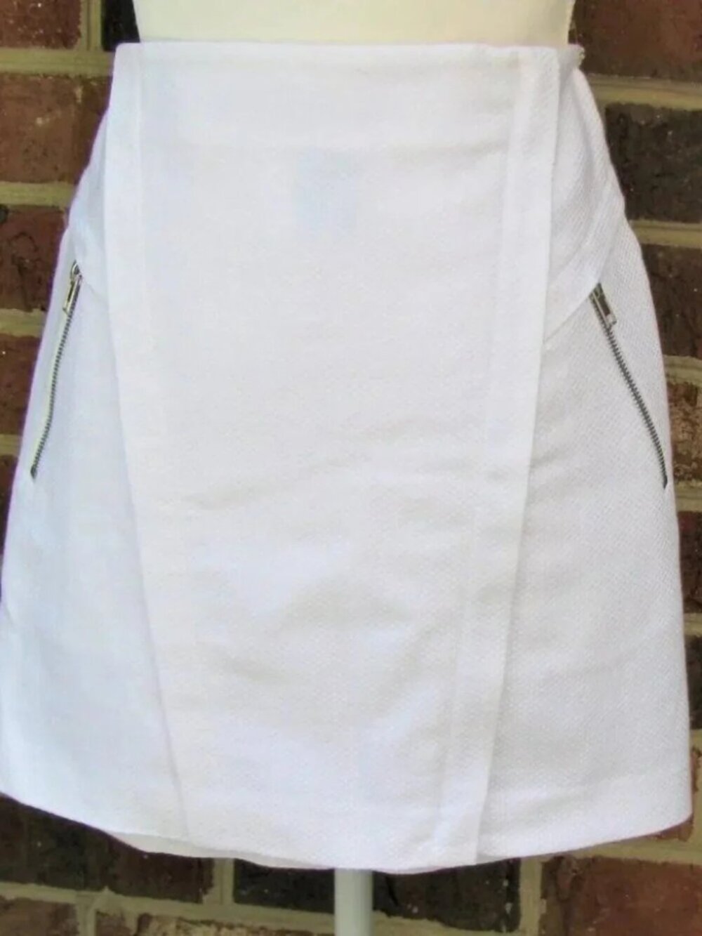 Mackage Collection white luxury skirt 2 zip pockets cotton linen rayon cotton